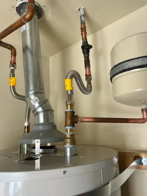 Water heater installation and plumbing repair in Royal Oak